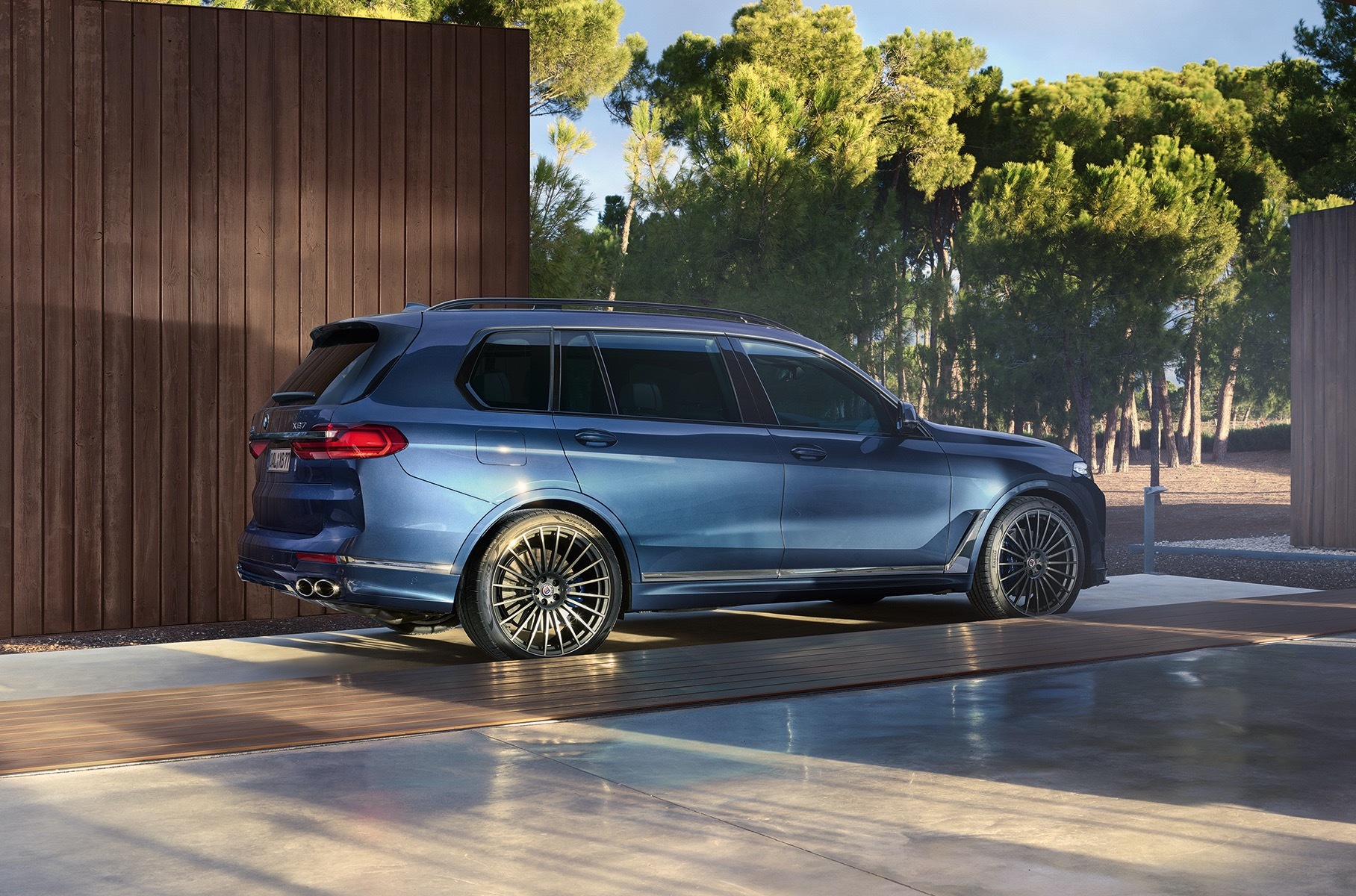 BMW x7 Alpina 2020