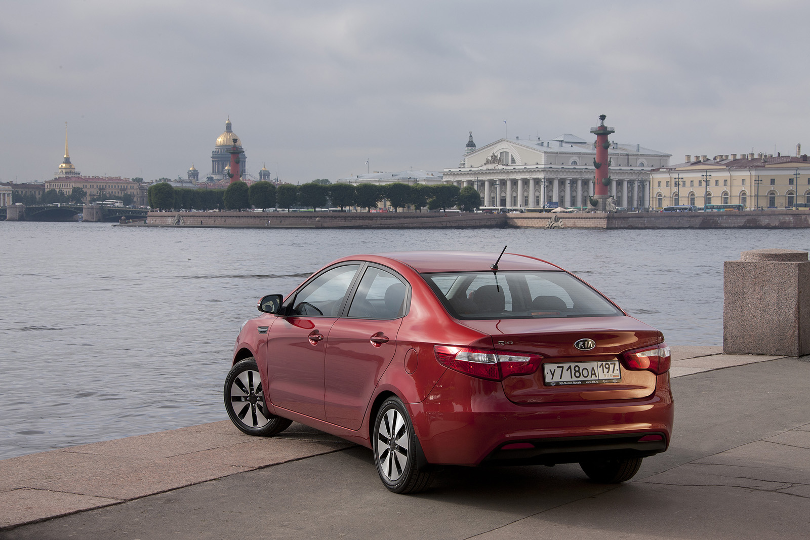 Первый тест-драйв российского седана Kia Rio — Тест-драйв — Motor