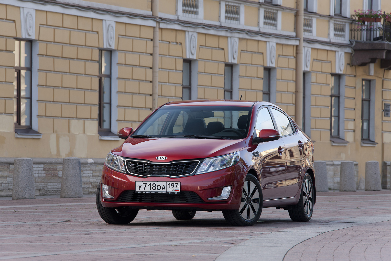 Первый тест-драйв российского седана Kia Rio — Тест-драйв — Motor