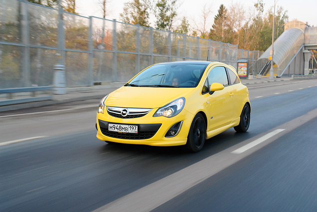 Exterior Taxi Opel Corsa