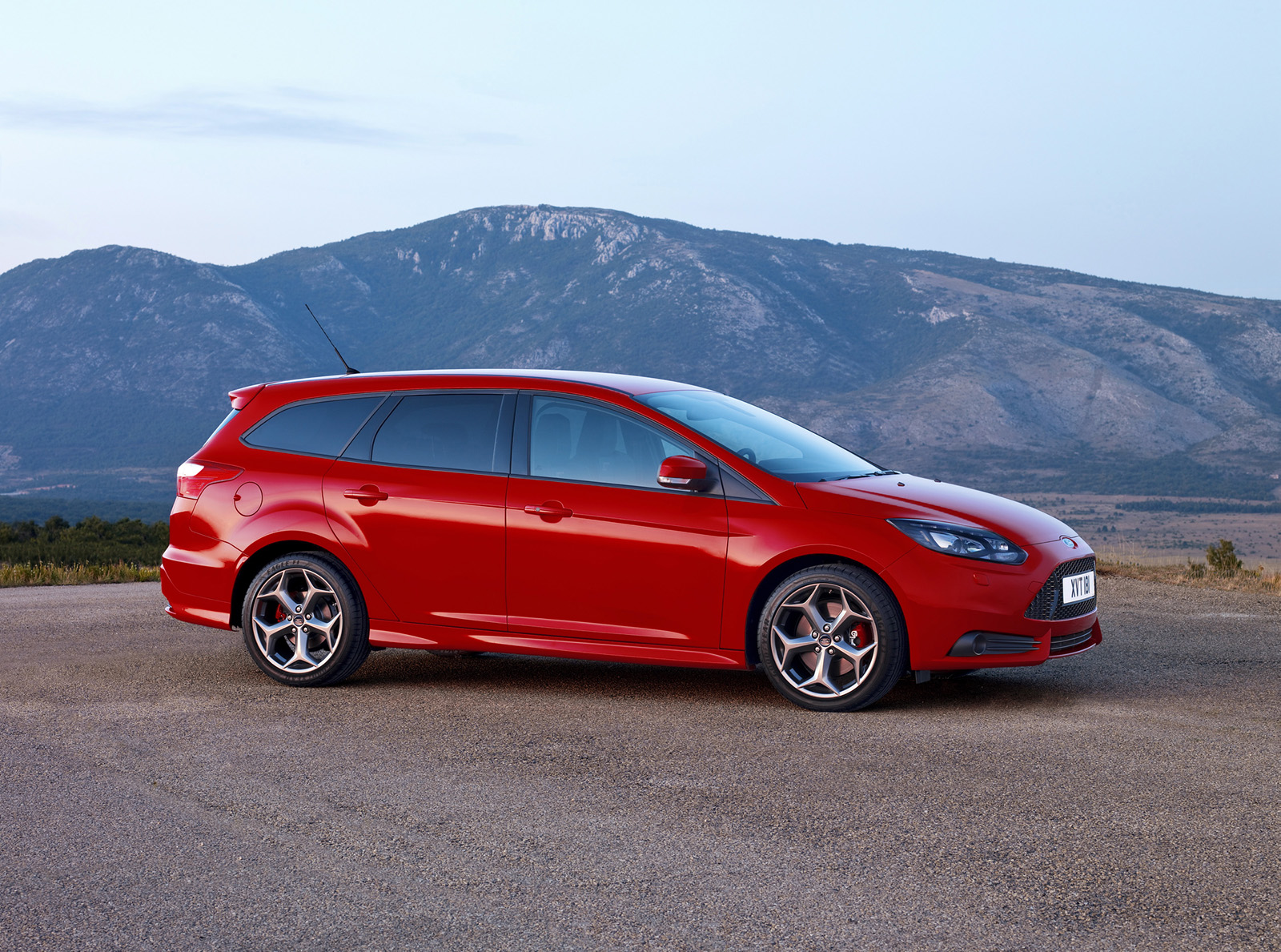 Тестируем российский Ford Focus с кузовом 