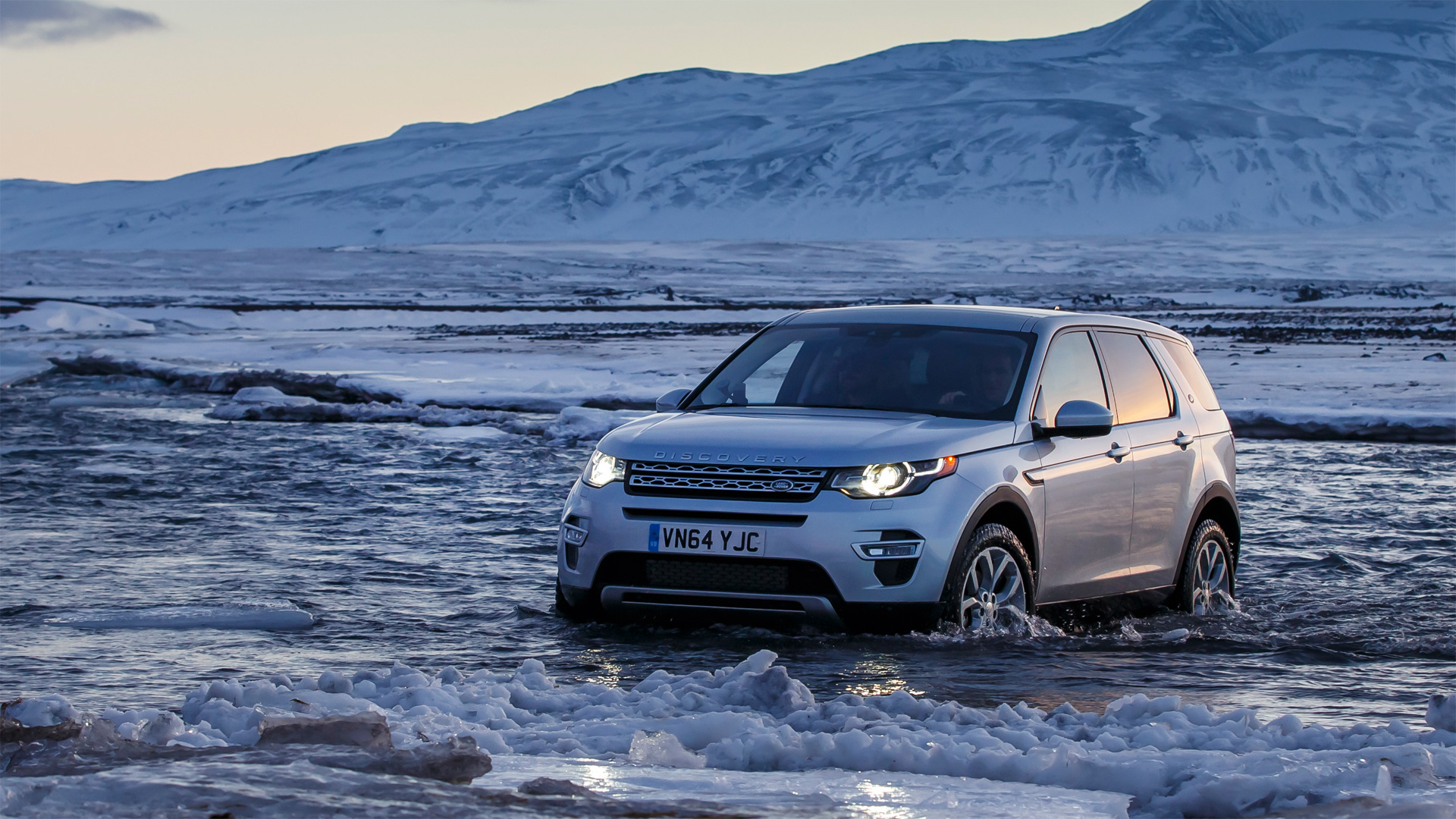 Тест Land Rover Discovery Sport, едва не завершившийся в сугробе —  Тест-драйв — Motor