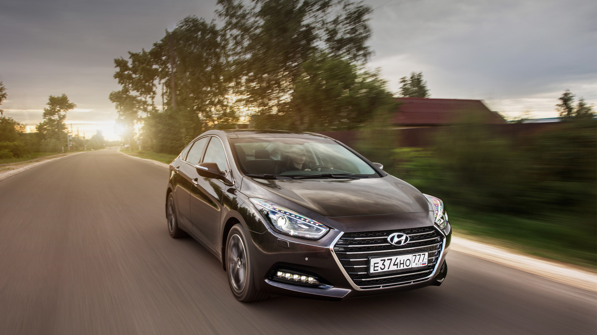 Как обновленный Hyundai i40 выдержал слалом по подмосковным дорогам —  Тест-драйв — Motor