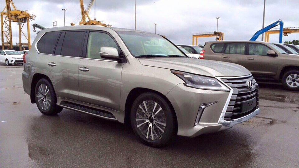 Lexus lx 570 интерьер