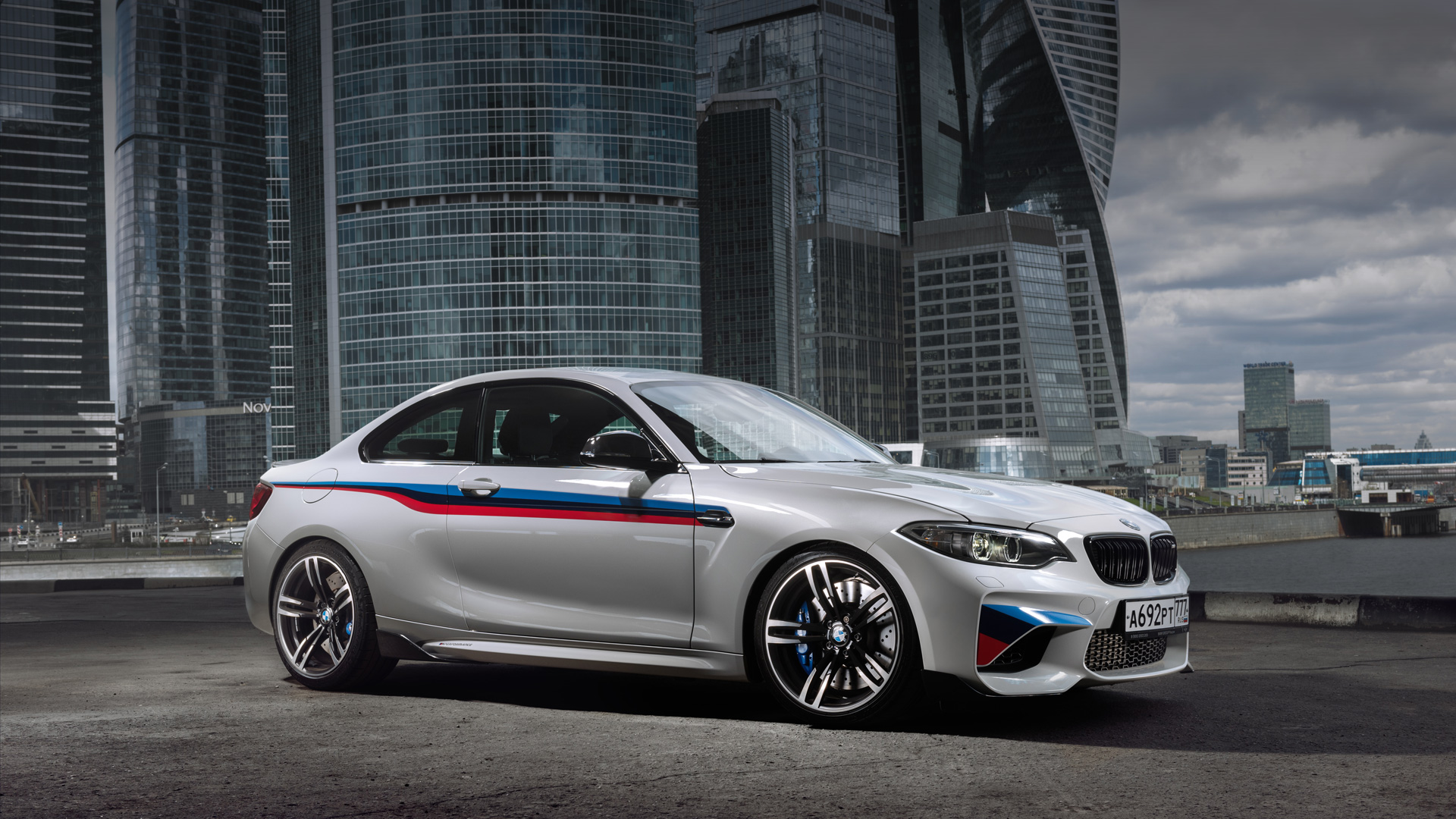 Во что превращает BMW M2 пакет M Performance — Тест-драйв — Motor