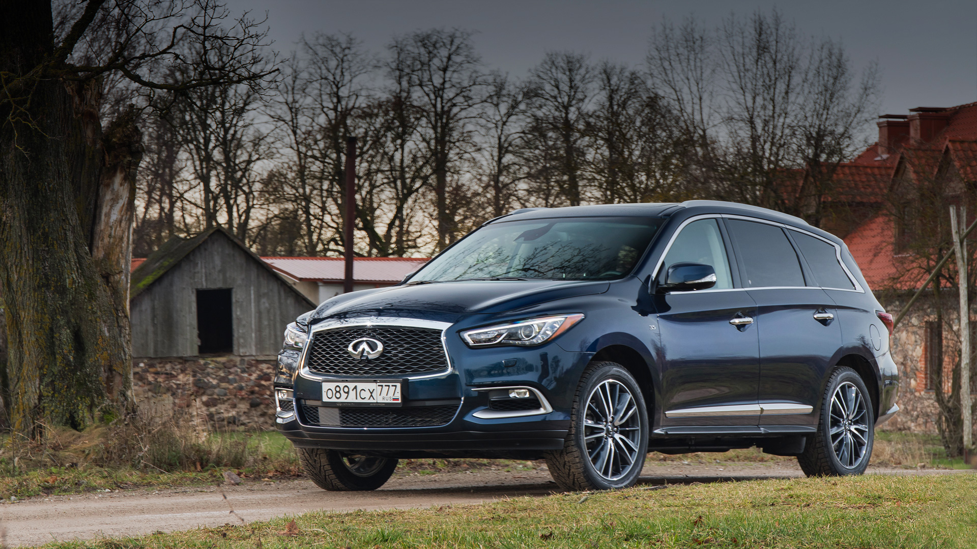 Первый в России тест обновленного Infiniti QX60 — Тест-драйв — Motor