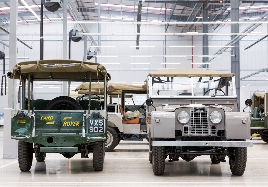 Ягуар Ленд-Ровер открыл наибольший в мире салон традиционных авто