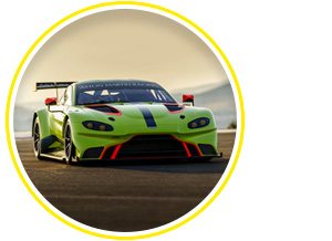 Одновременно с дорожным купе Aston Martin представил и новый Vantage GTE для гонок на выносливость. Самое удивительное здесь то, что инженеры оставили битурбомотор – это первое его применение на гоночной технике, ведь даже Mercedes-AMG GT3 ездят на старом атмосферном V8 6.2. Первые результаты тестов впечатляют: пилоты хвалят GTE не только за скорость, но и за легкость нрава.