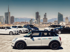 [5 каршерингов от автопроизводителя](https://motor.ru/articles/carsharing.htm)