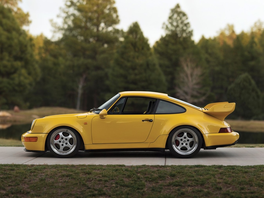Porsche 911 Carrera RS 3.8