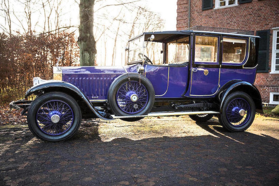 Фото: Bonhams