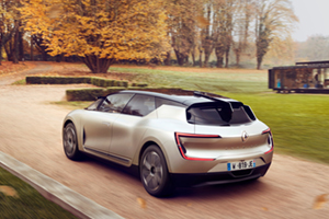 [Тест-драйв Renault из будущего в режиме автопилота](https://motor.ru/testdrives/symbioz.htm)