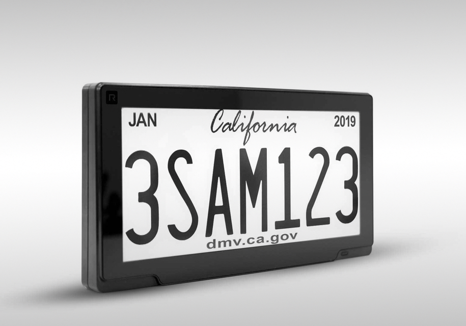 Цифровой регистрационный знак RPlate Pro.