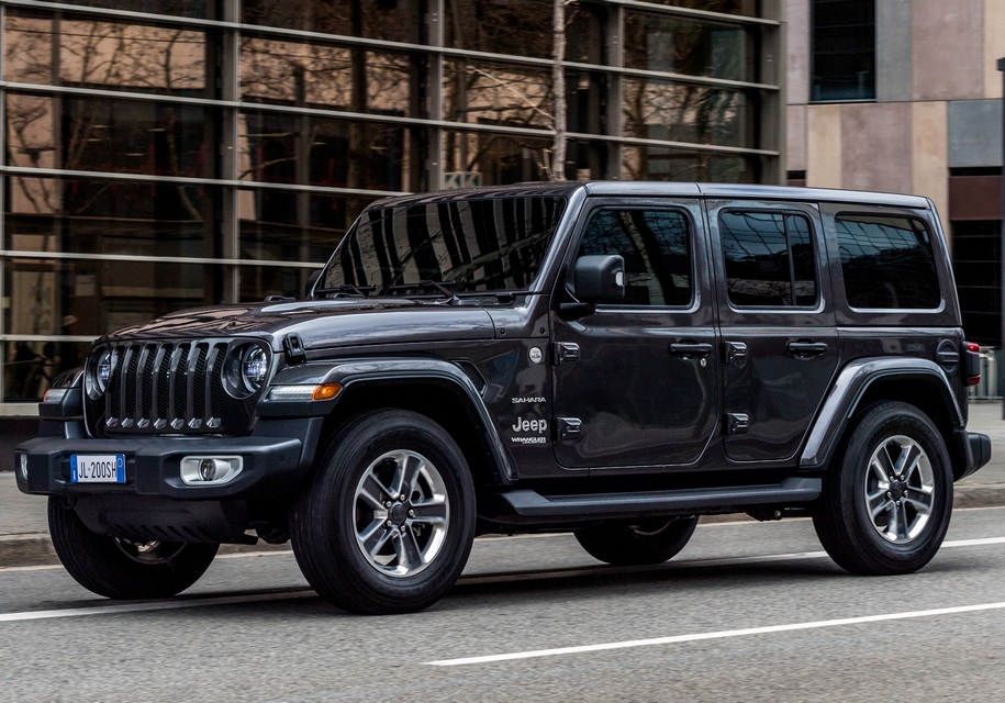 Пятидверный Jeep Wrangler Sahara