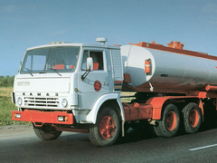 [Грузовики Советского Союза и Восточного Блока для дальнобоя](https://motor.ru/selector/steelwheels.htm)