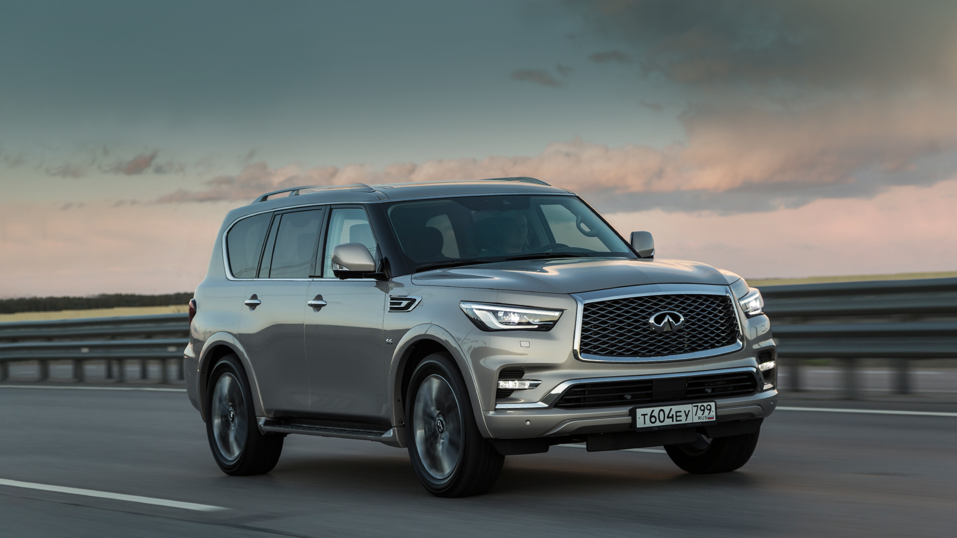 Тест обновленного Infiniti QX80 — главные причины для радости и грусти —  Тест-драйв — Motor