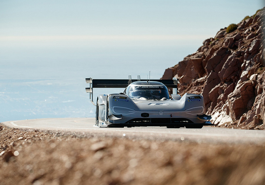 Прототип Volkswagen I.D. R Pikes Peak Ромена Дюма