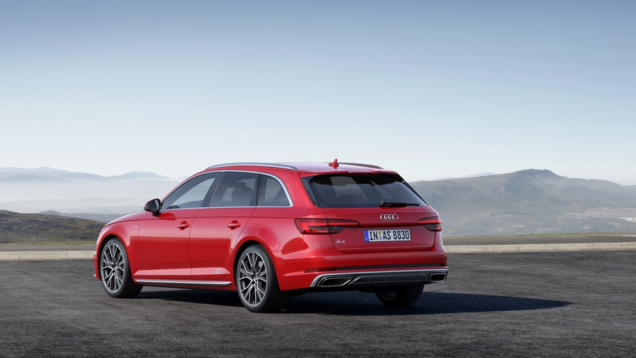 Audi A4 Avant S line competition