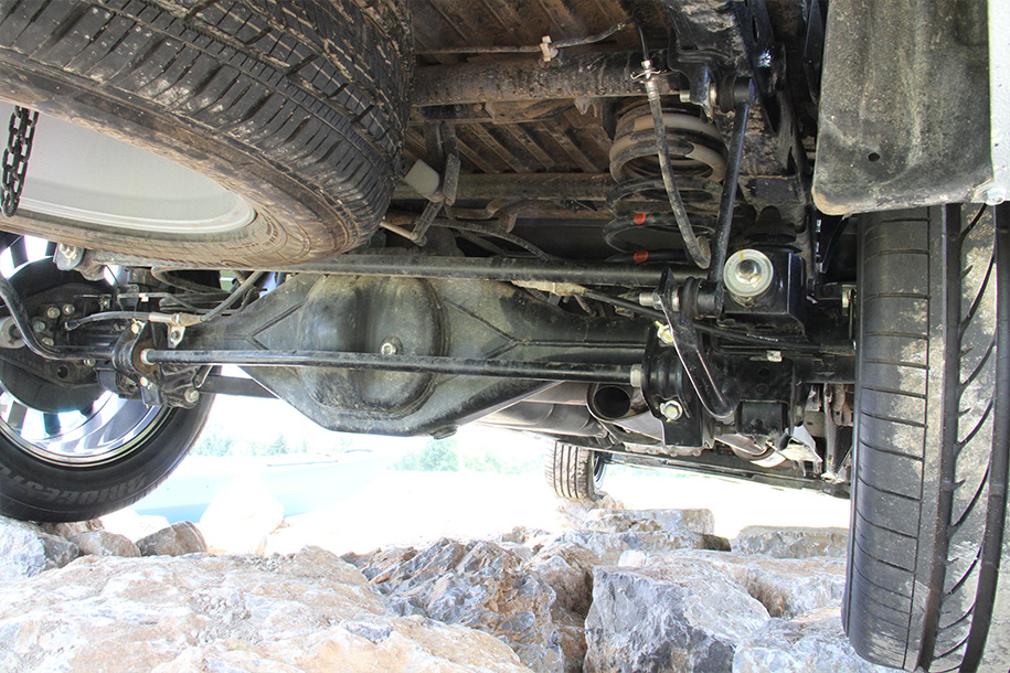 Задняя пружинная подвеска