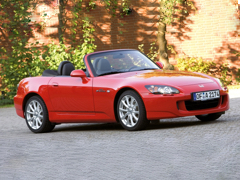 [10 старых машин, ради которых хочется продать новые](https://motor.ru/selector/oldnew.htm)