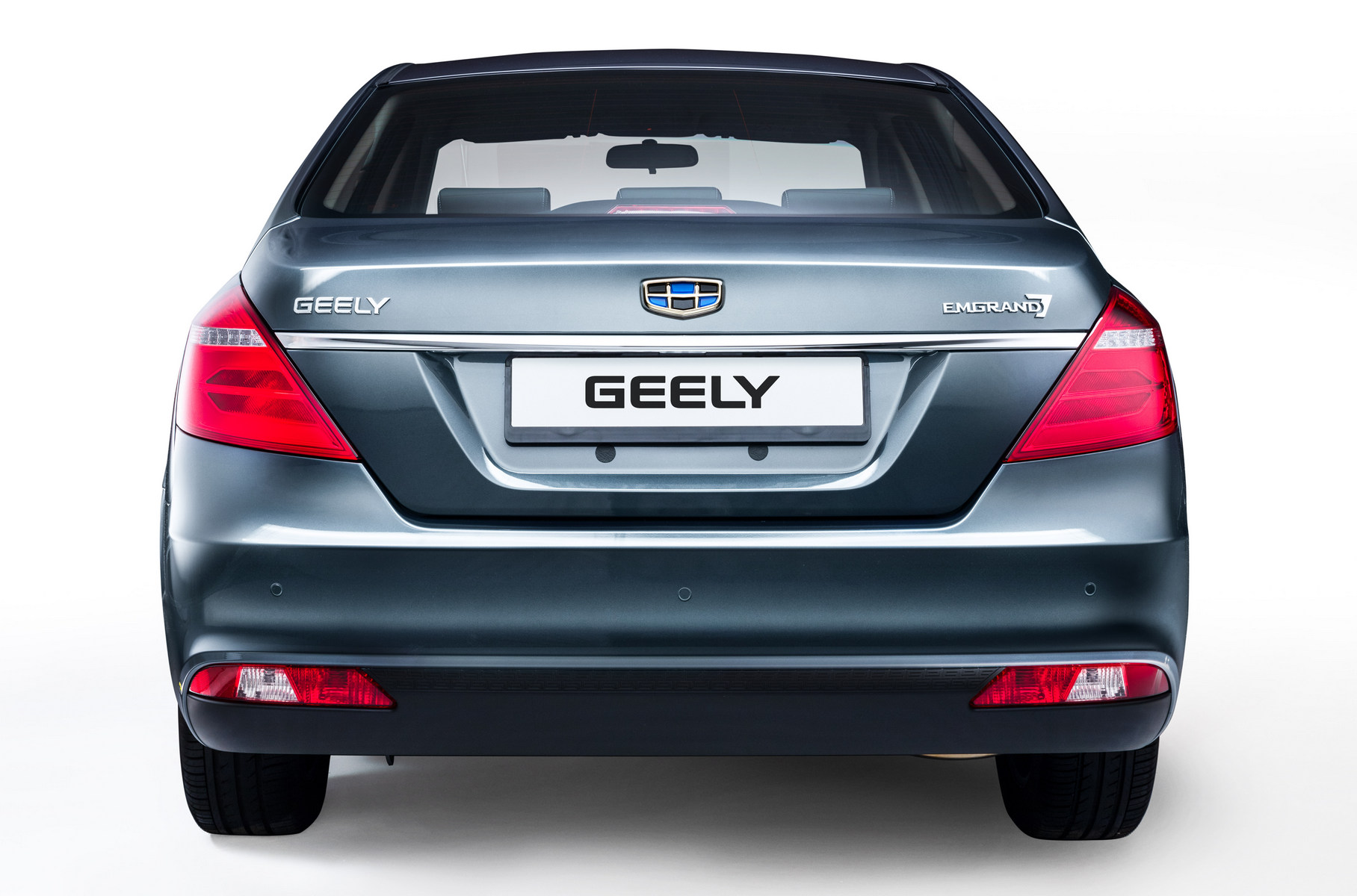 До России добрался обновленный седан Geely Emgrand 7 — Motor