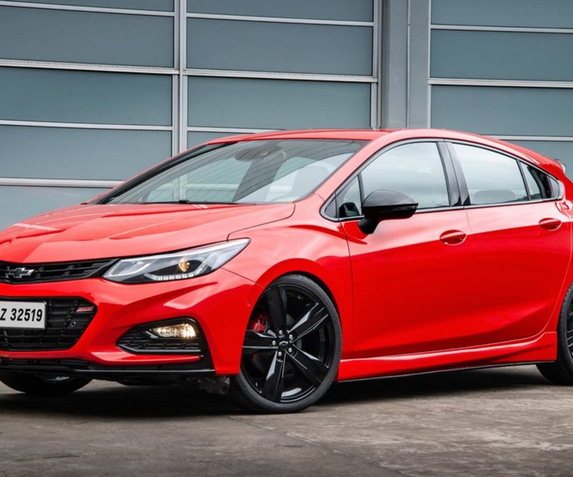 Chevrolet Cruze «раскачали» до 300 сил — Motor