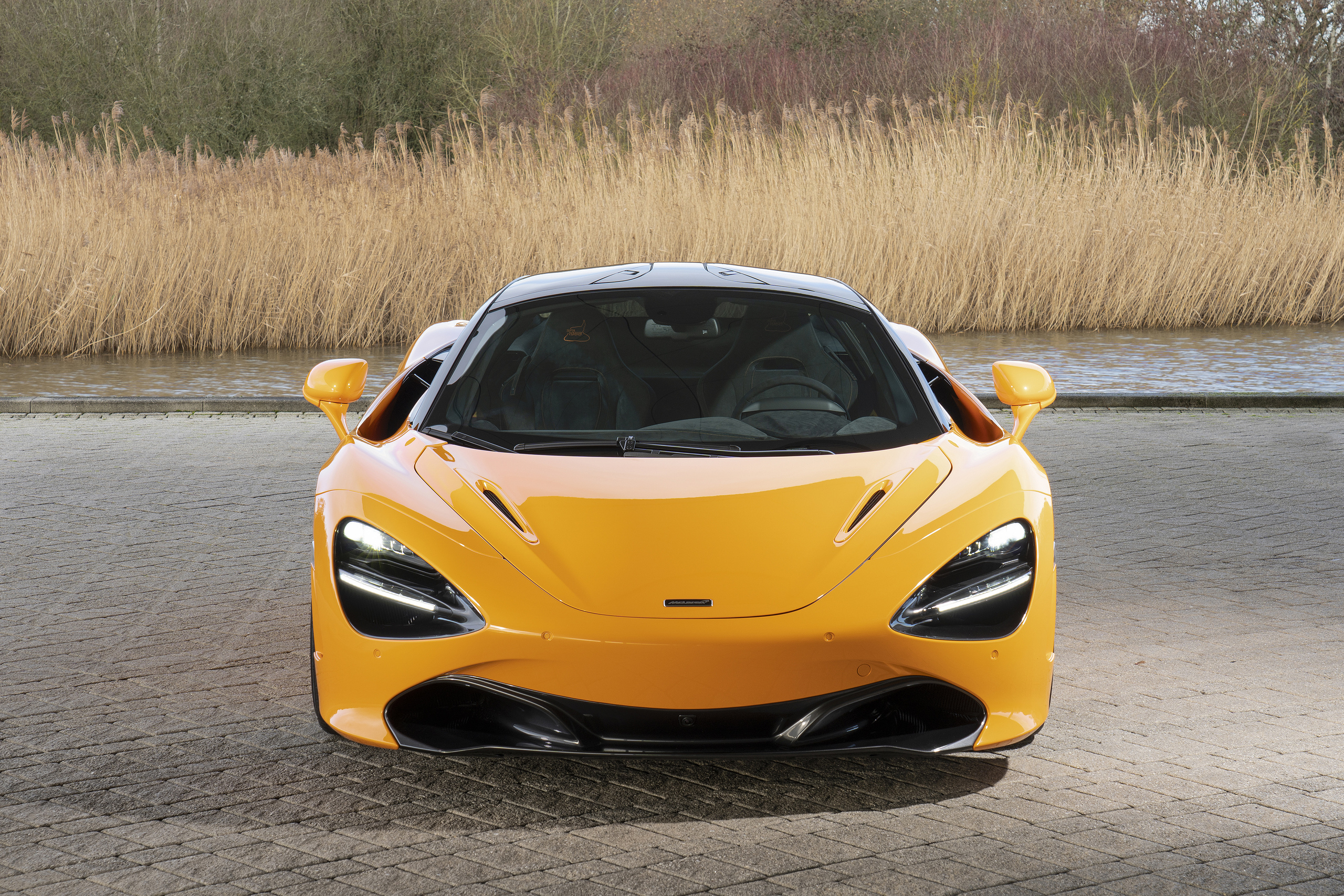 Mclaren 720s фото