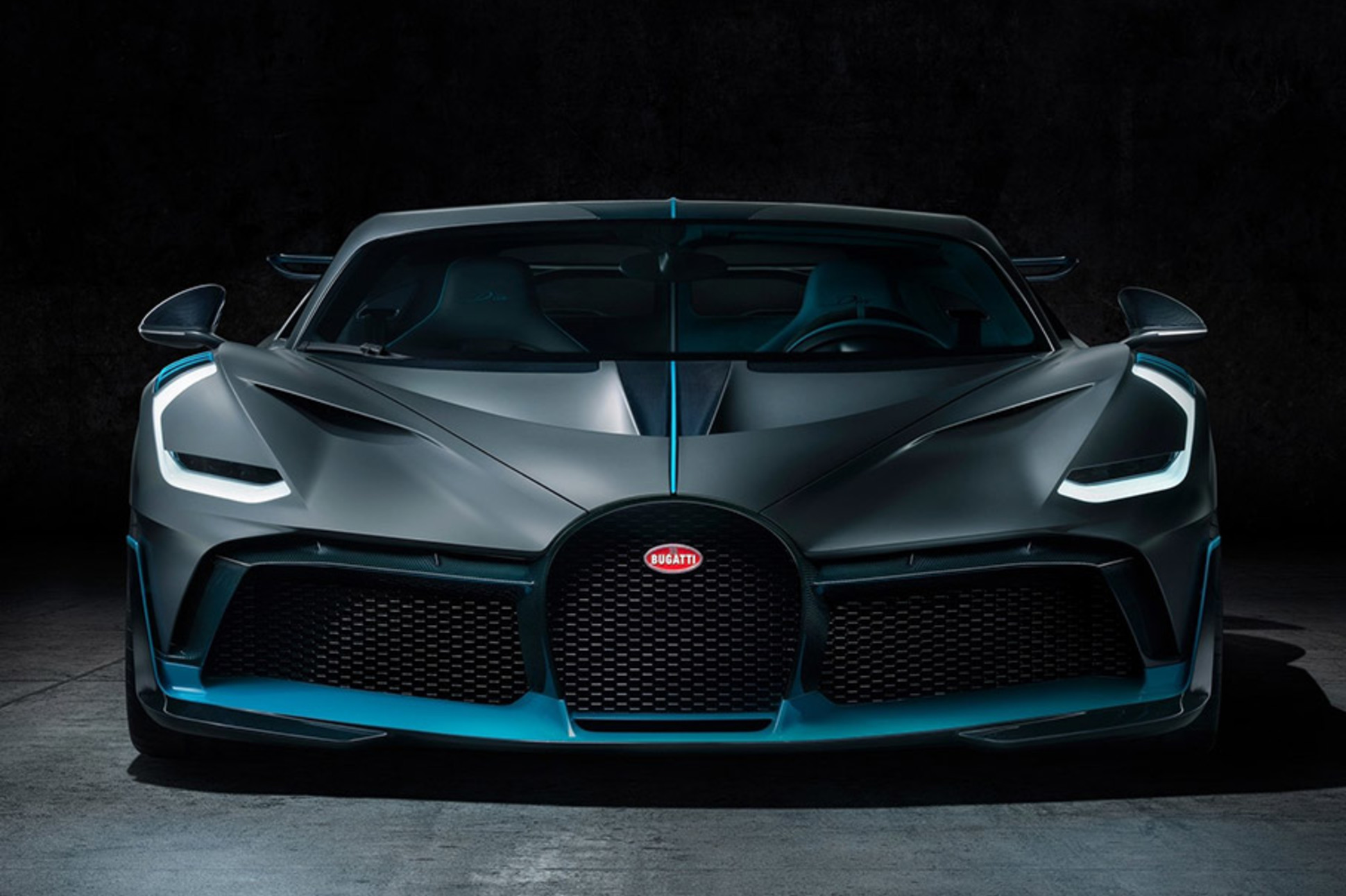 Гиперкар Bugatti Divo, который еще не построен, продают за полмиллиарда  рублей — Motor