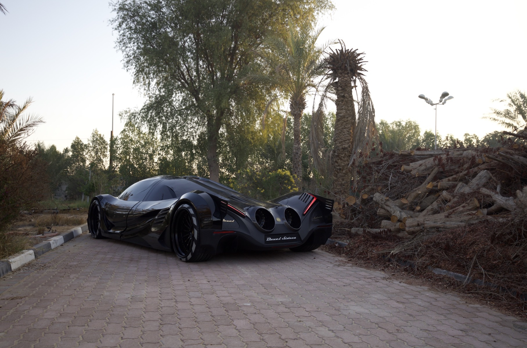 Максимальная скорость Devel - Суперкары Девил: спортивные автомобили высочайшей скорости [Автомобили  Auto]