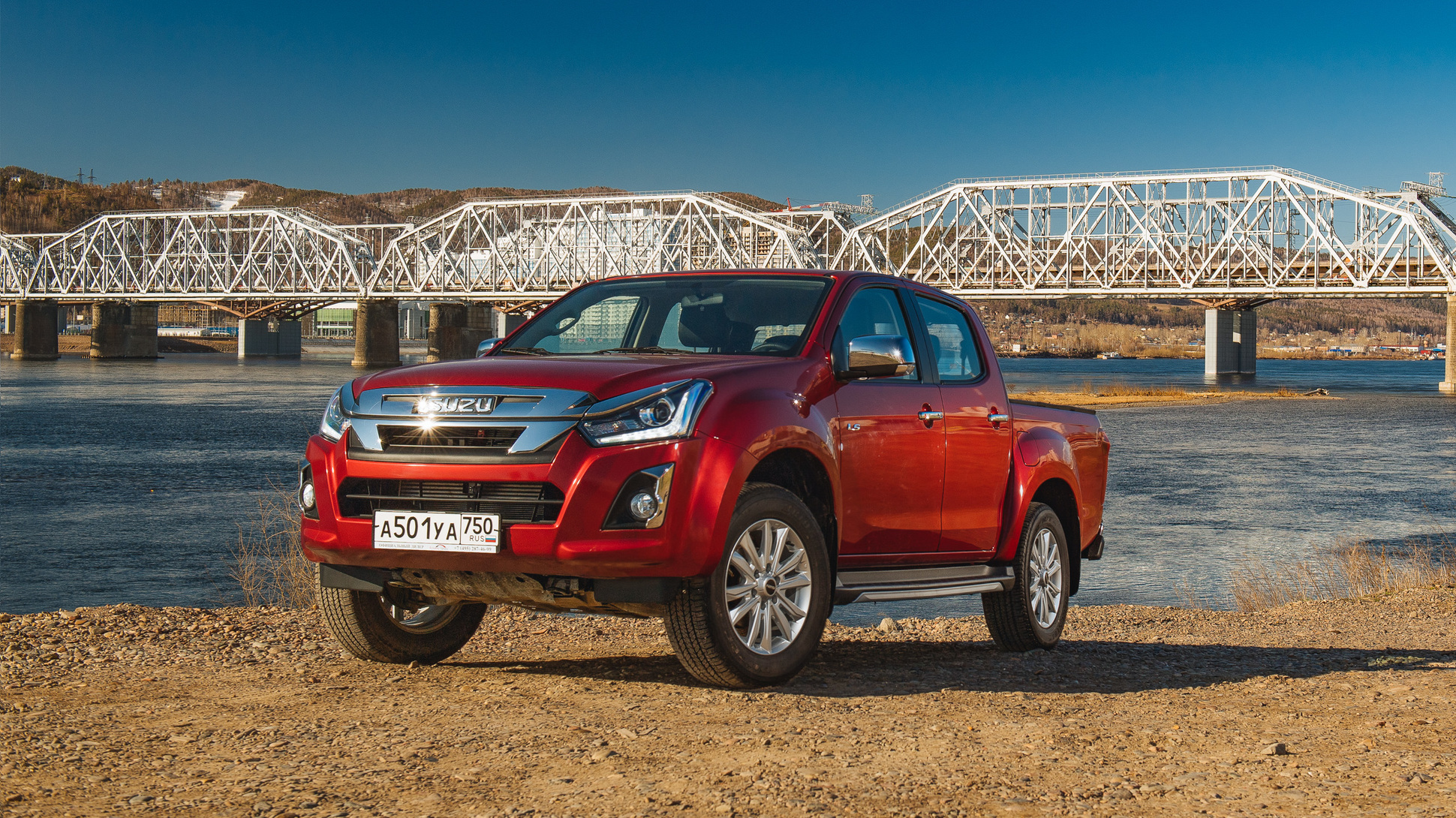 Тест-драйв самого легкового Isuzu — Тест-драйв — Motor