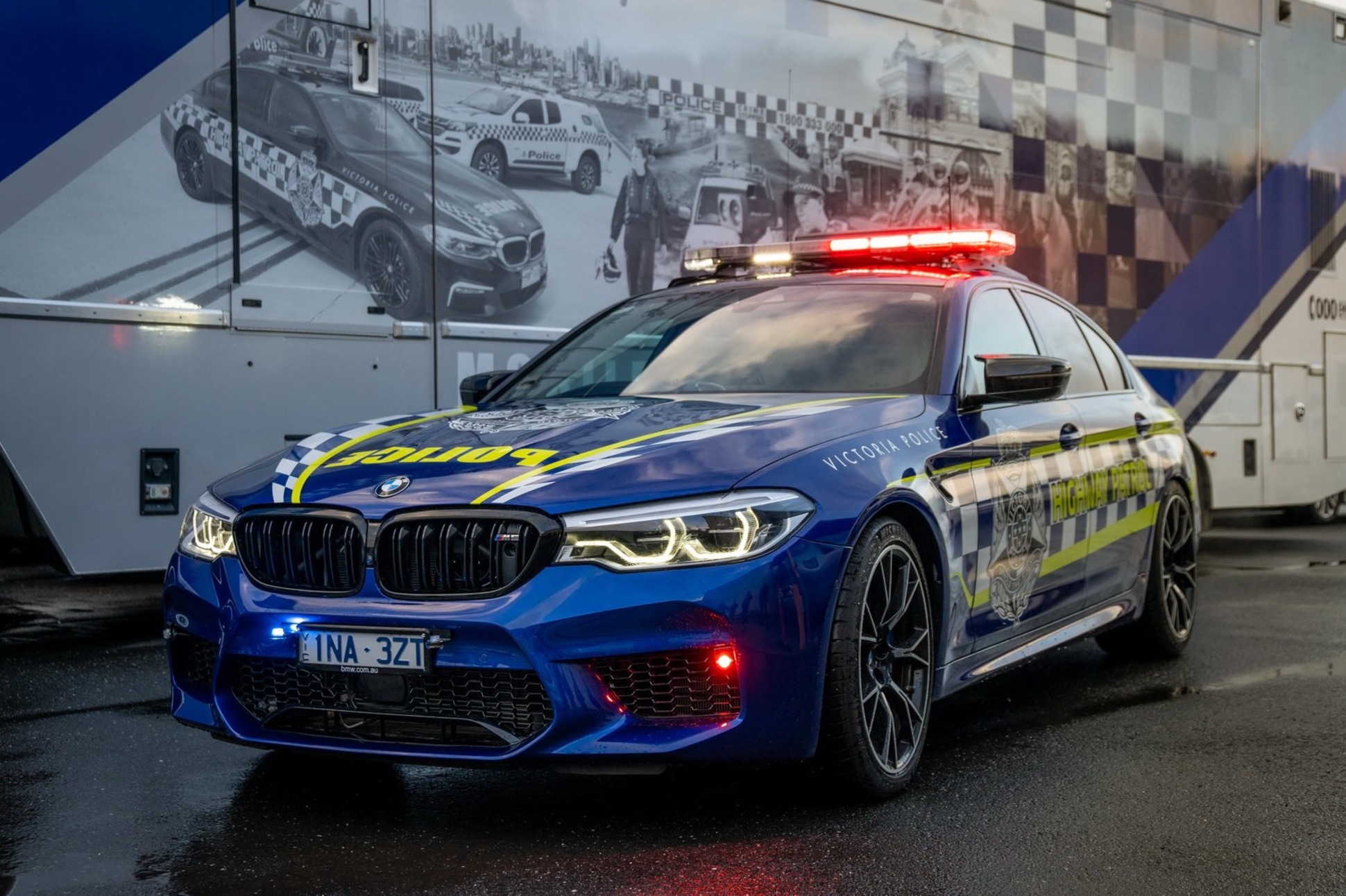 625-сильный BMW M5 Competition стал патрульной машиной — Motor