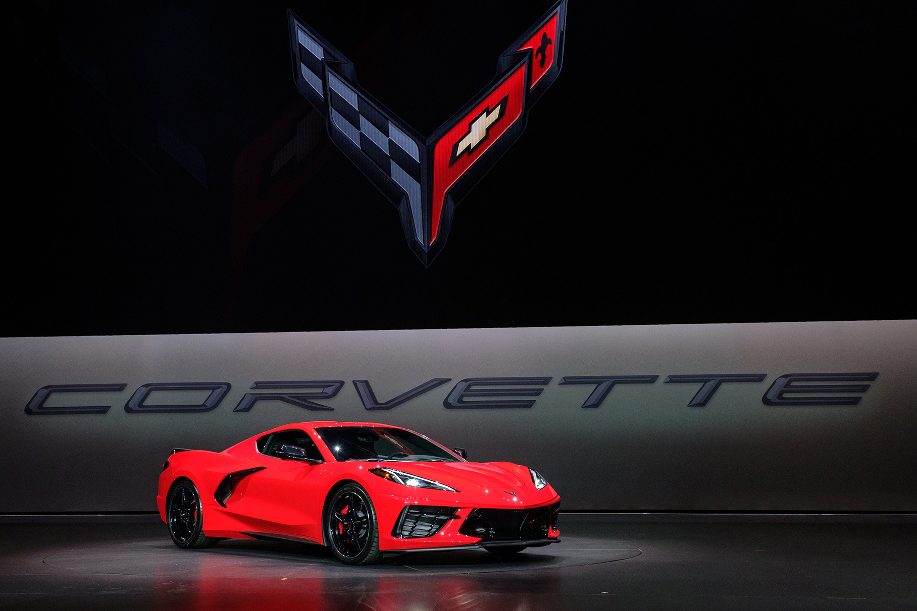 Chevrolet corvette новый