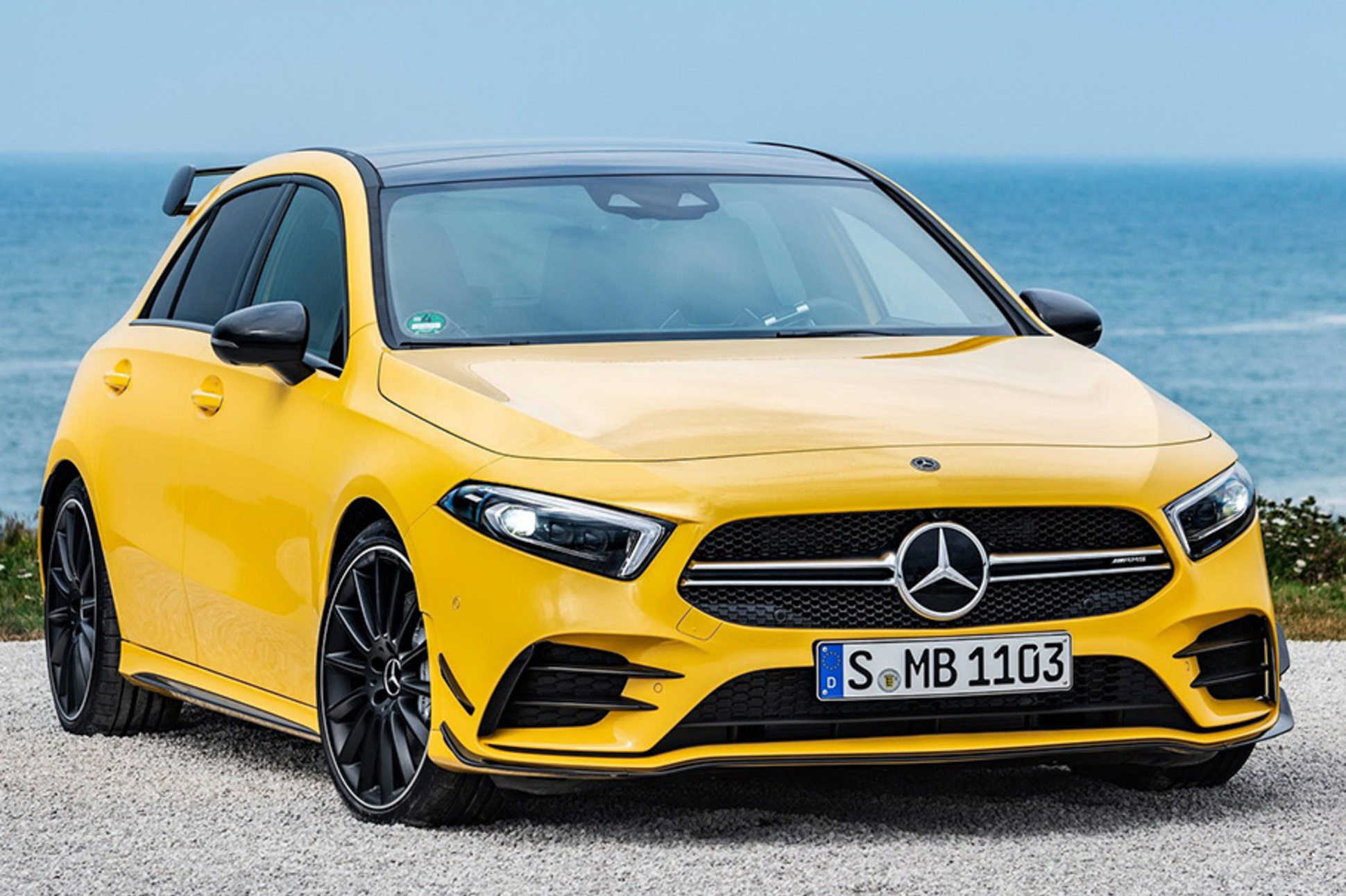 Mercedes-AMG A-class 35 4MATIC Седан купить в Киеве: цены и характеристики