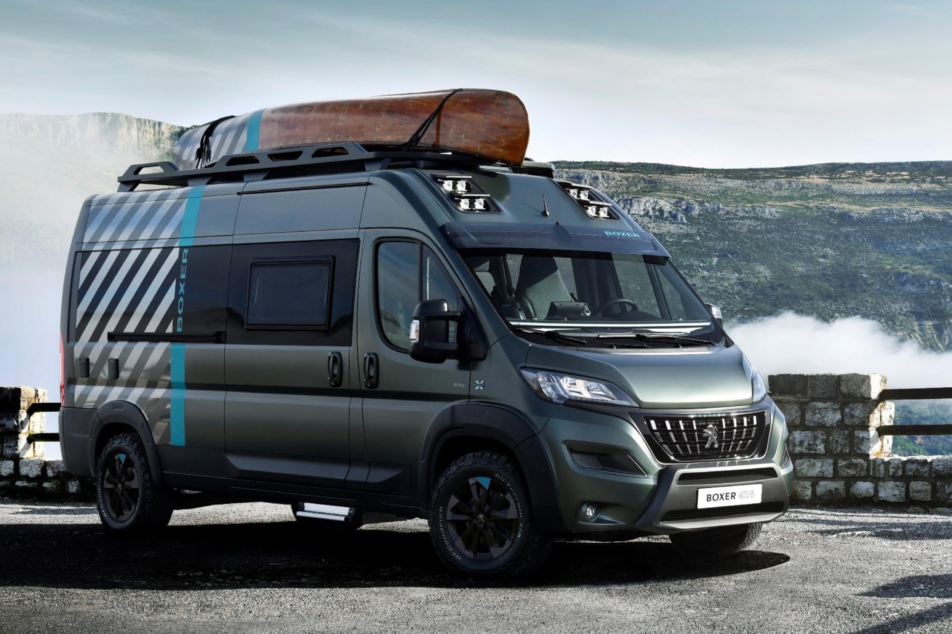 Peugeot Boxer превратился во внедорожный дом на колесах — Motor