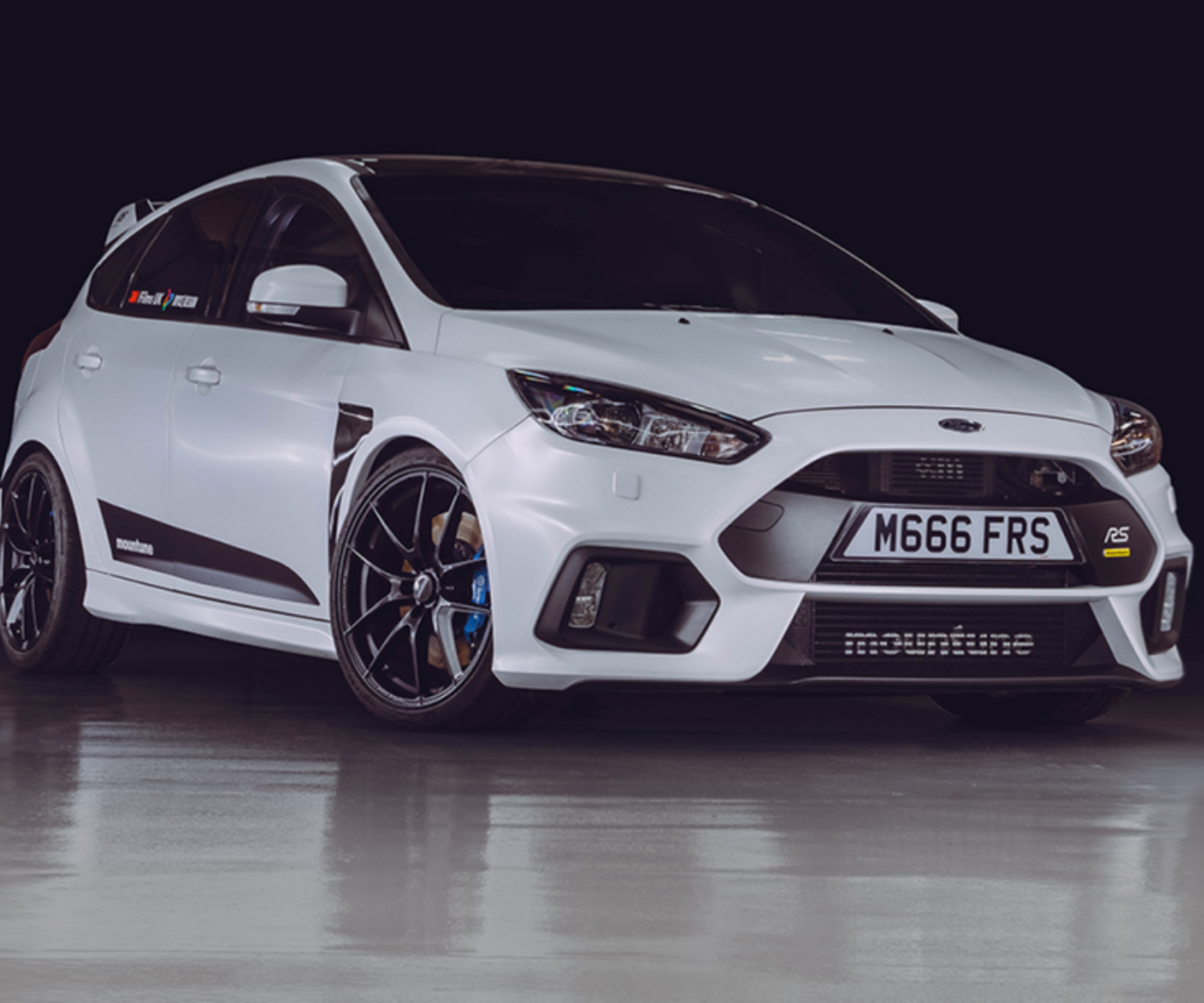 Ford Focus RS   520    Motor