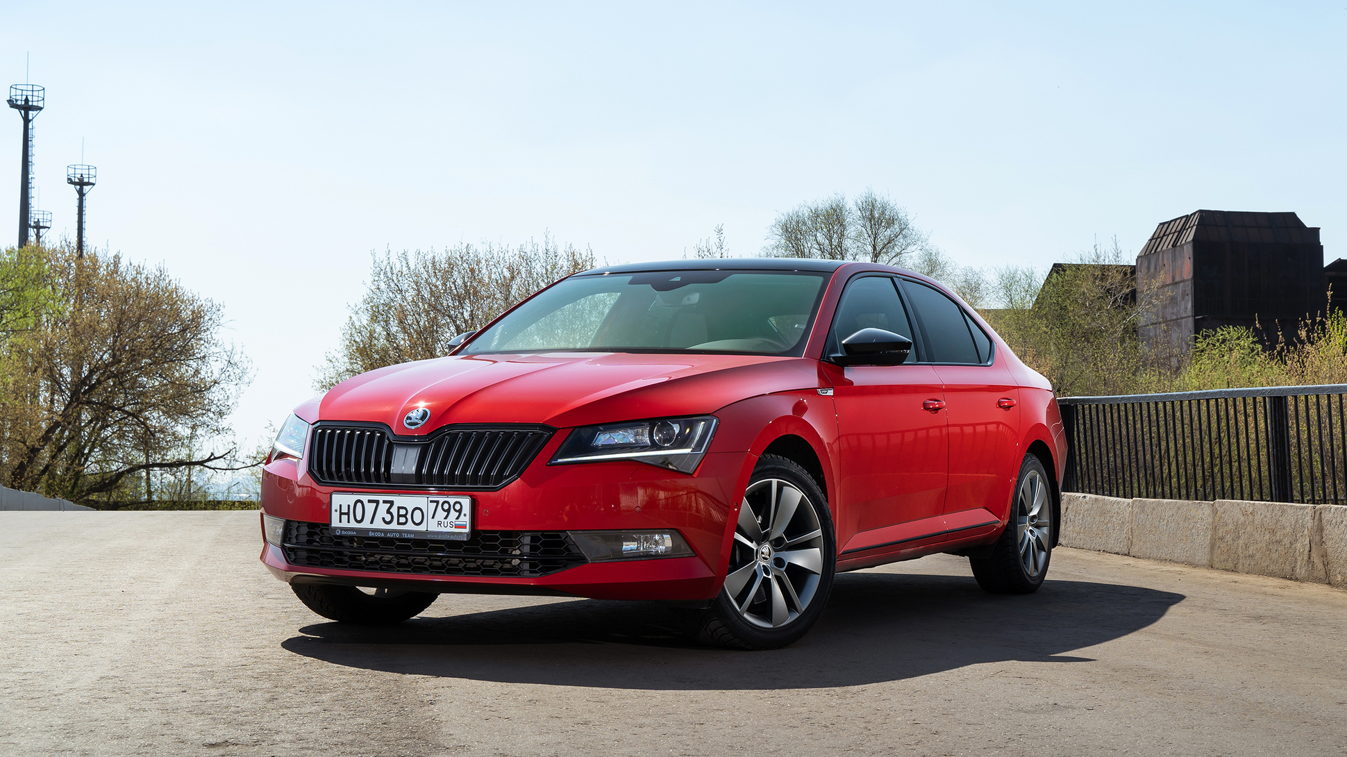 Чугунный мост: итоги длительного теста Skoda Superb SportLine — Тест-драйв  — Motor