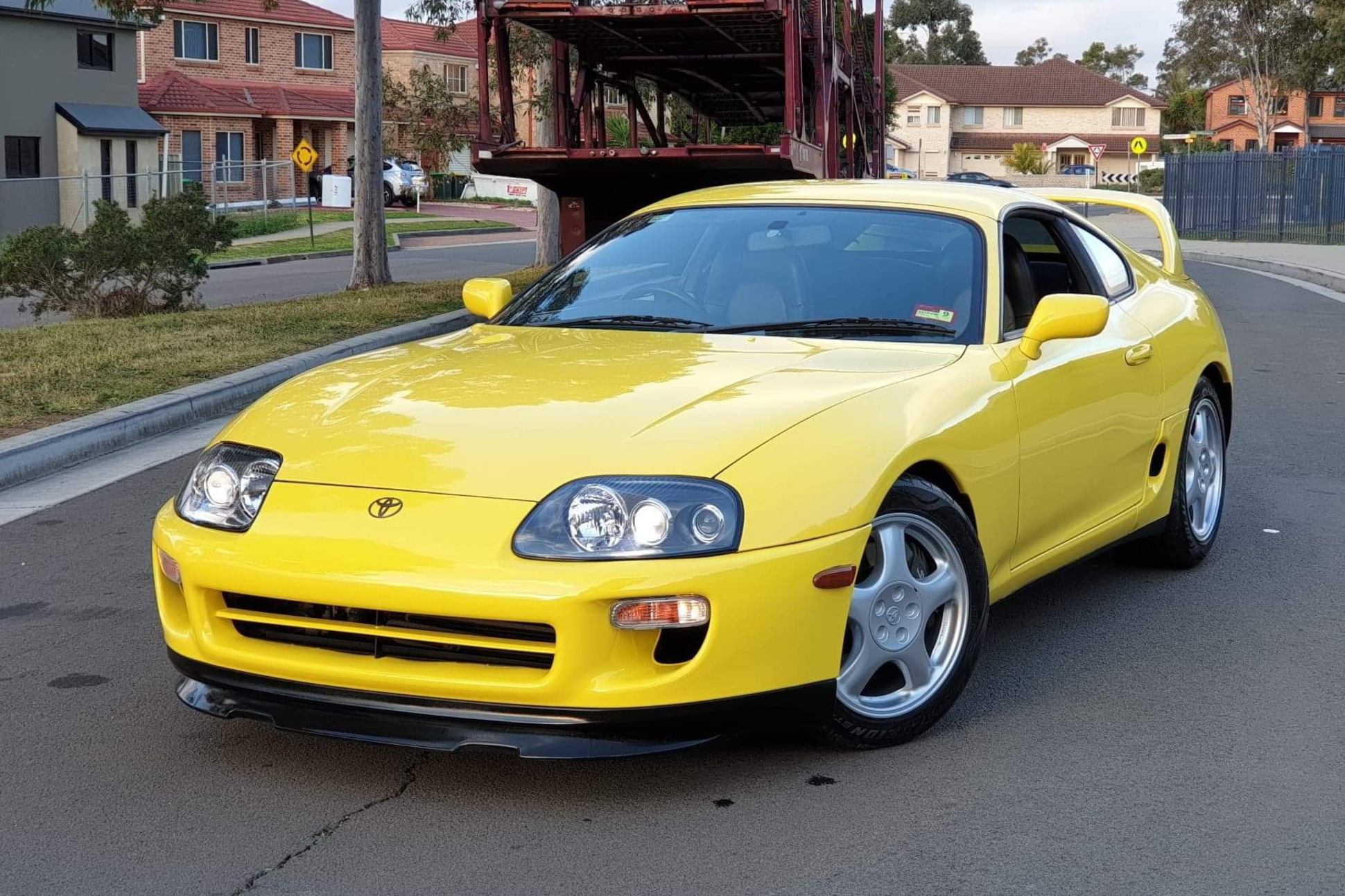 В продаже появилась одна из самых редких версий Toyota Supra — Motor