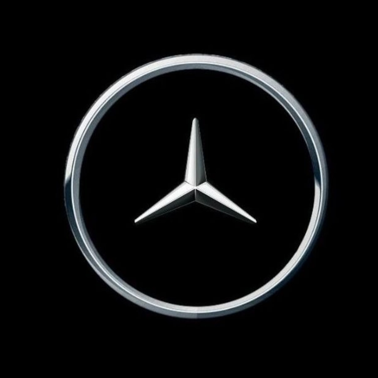 Mercedes-Benz   -   Motor