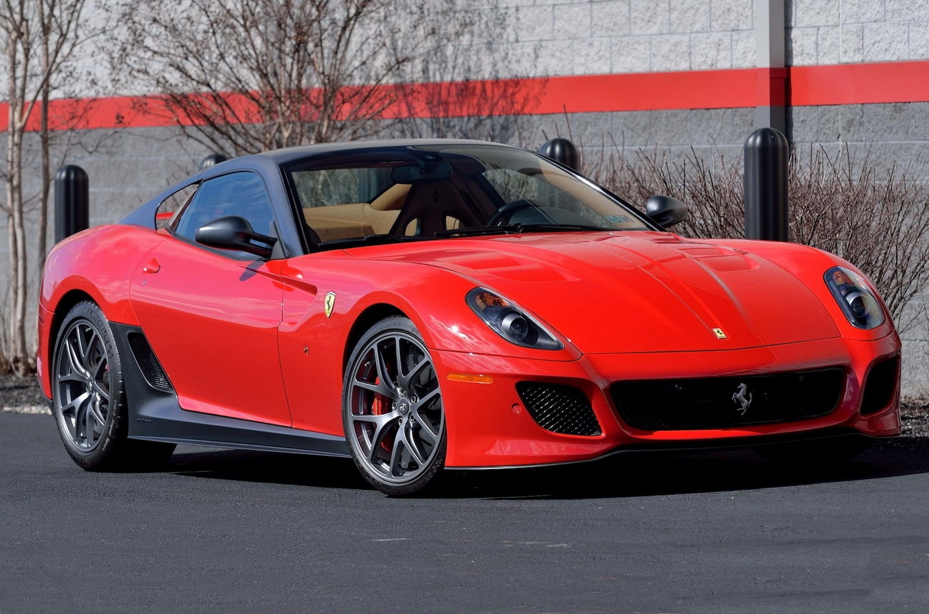 Характеристики: