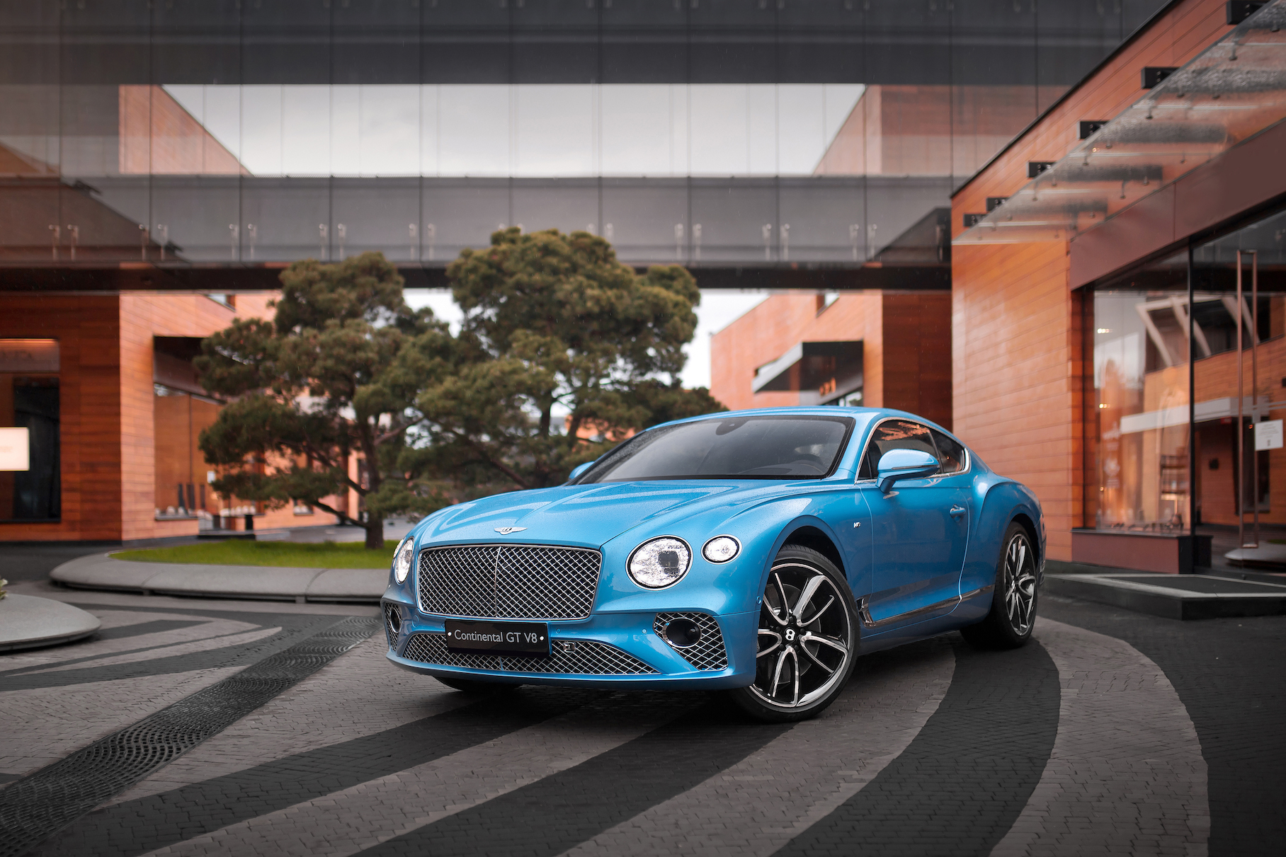 До России добрался Bentley Continental GT с двигателем V8 — Motor