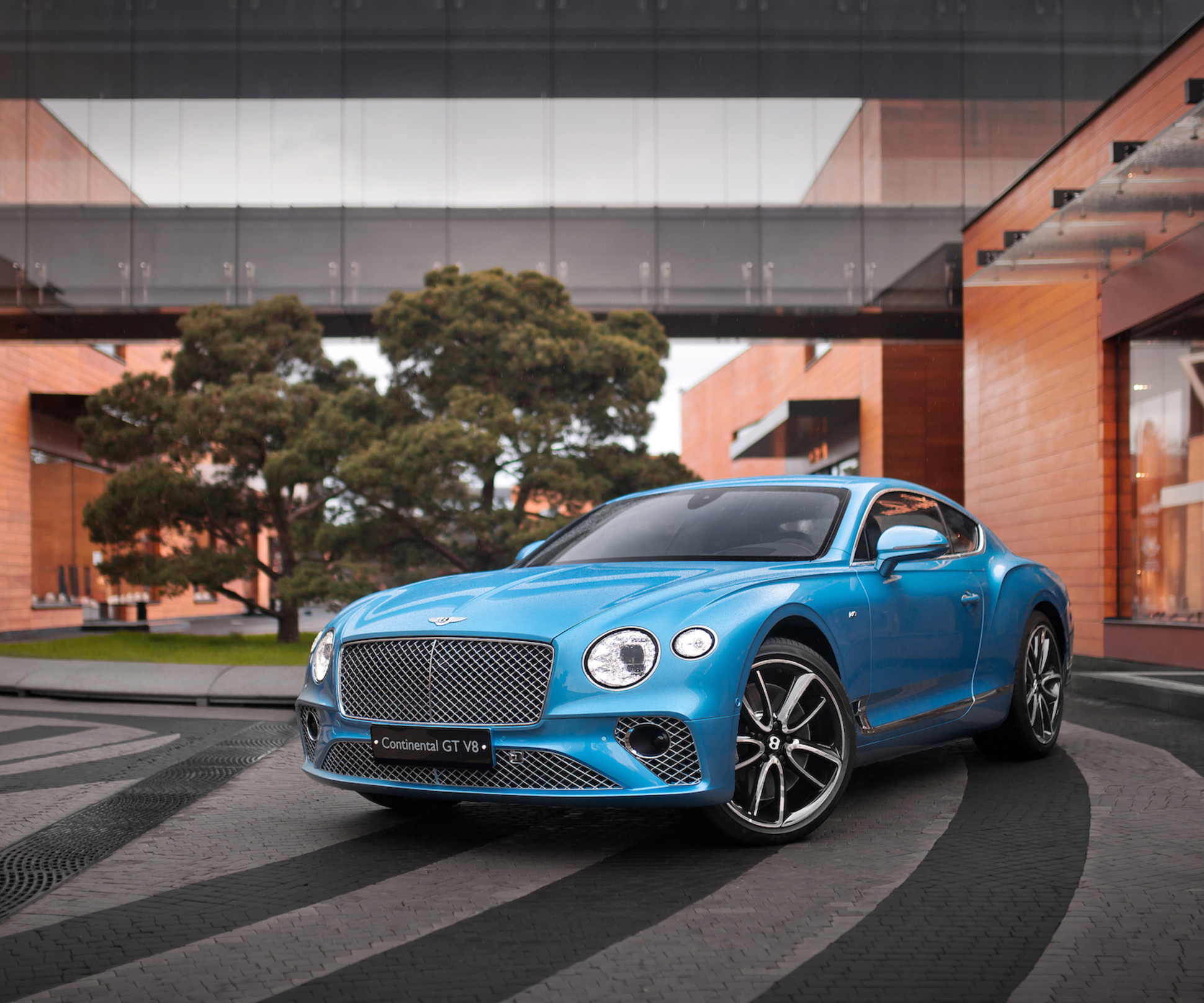 До России добрался Bentley Continental GT с двигателем V8 — Motor