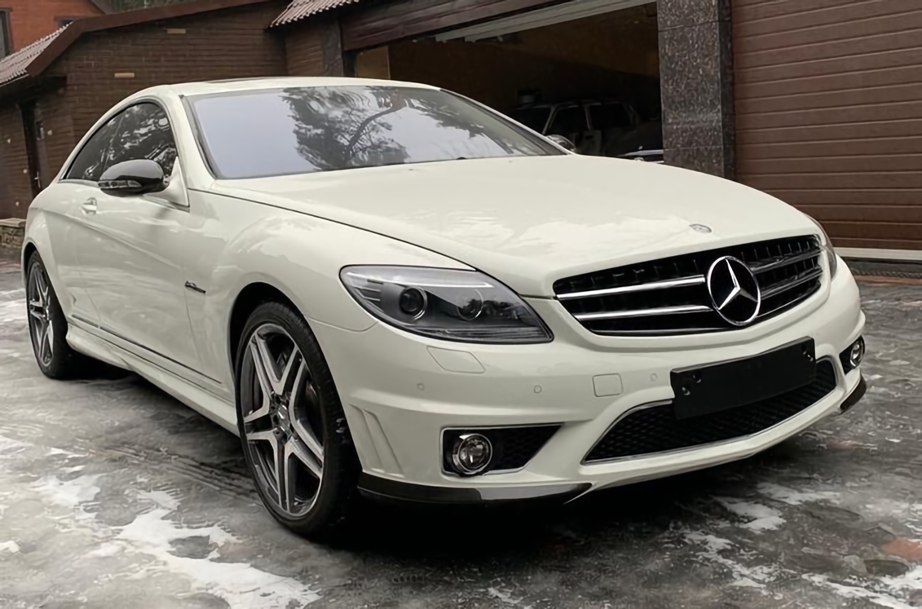 12-летний Mercedes-Benz CL 63 AMG почти без пробега выставили на продажу в  России — Motor