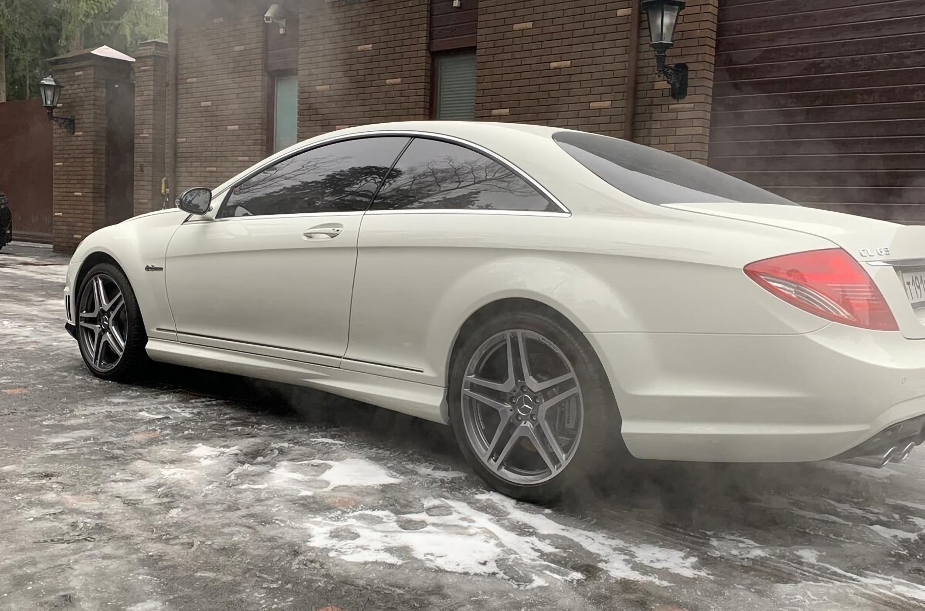 Мерседес Бенц CL 63 AMG