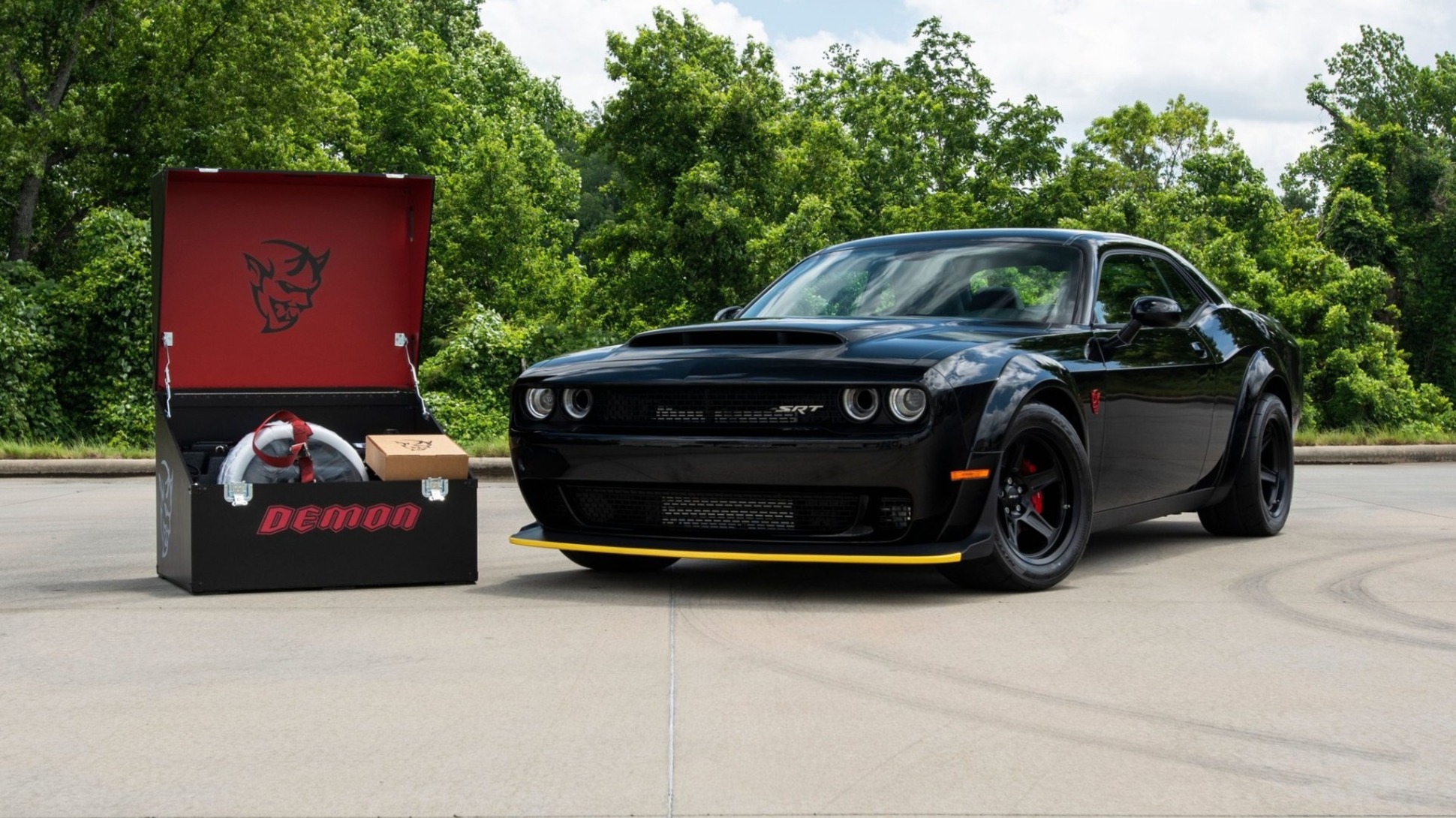 Подержанный Dodge Challenger SRT Demon продают по цене двух новых — Motor