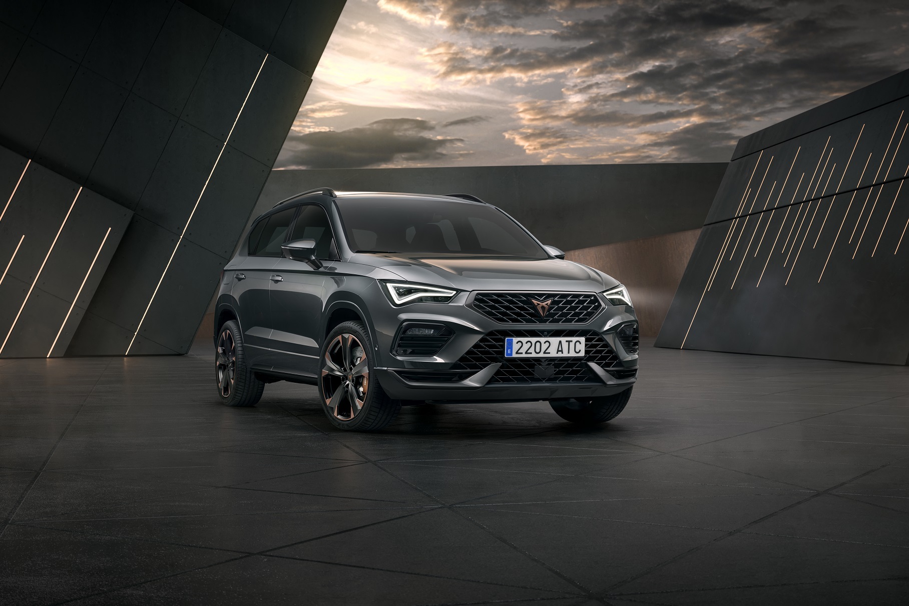 Кроссовер Cupra Ateca обновился и стал быстрее — Motor