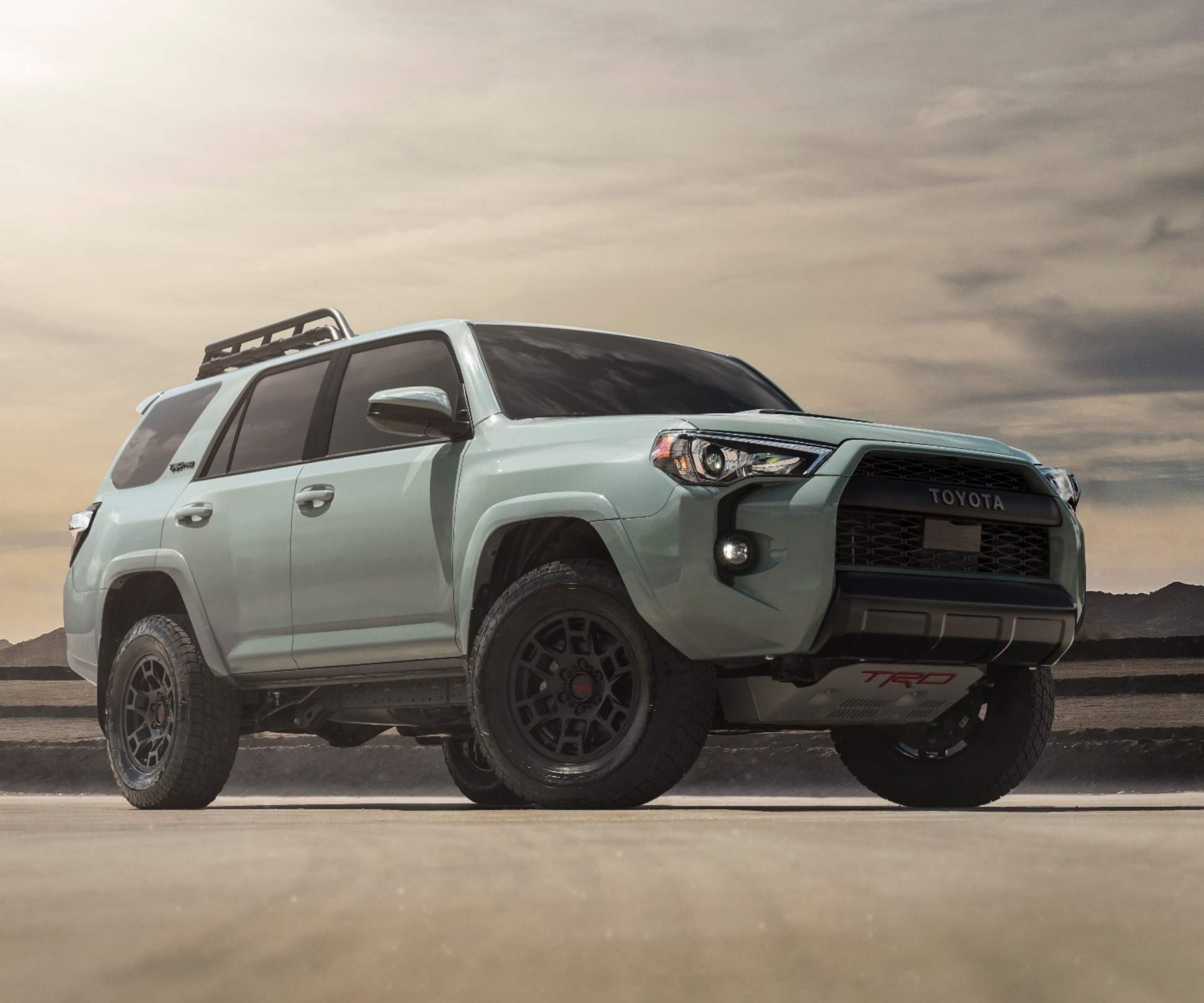 Toyota будет красить 4Runner, Sequoia, Tacoma и Tundra в цвет лунного камня  — Motor