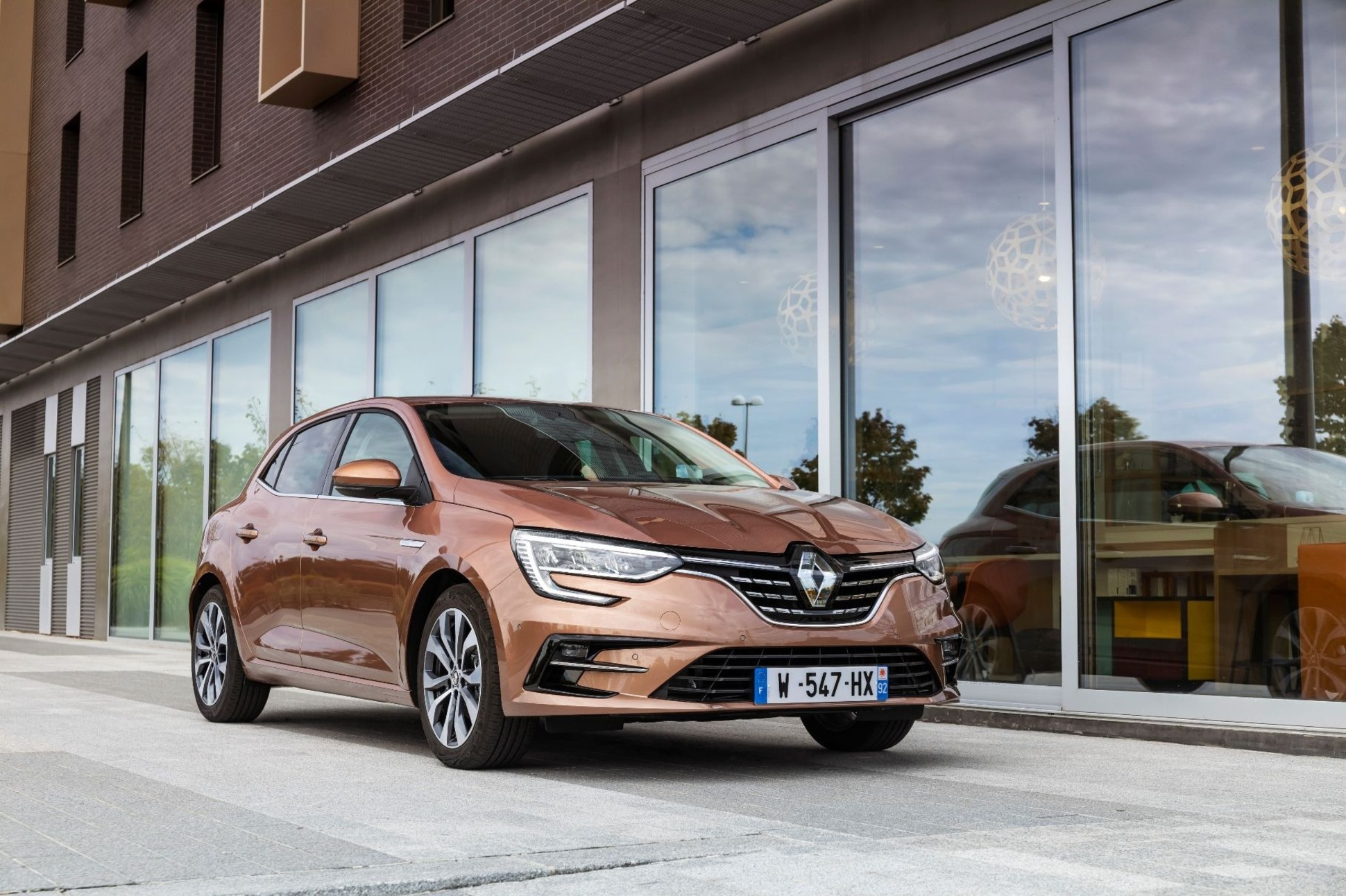 Renault сделает из Arkana кроссовер Megane Conquest — Motor