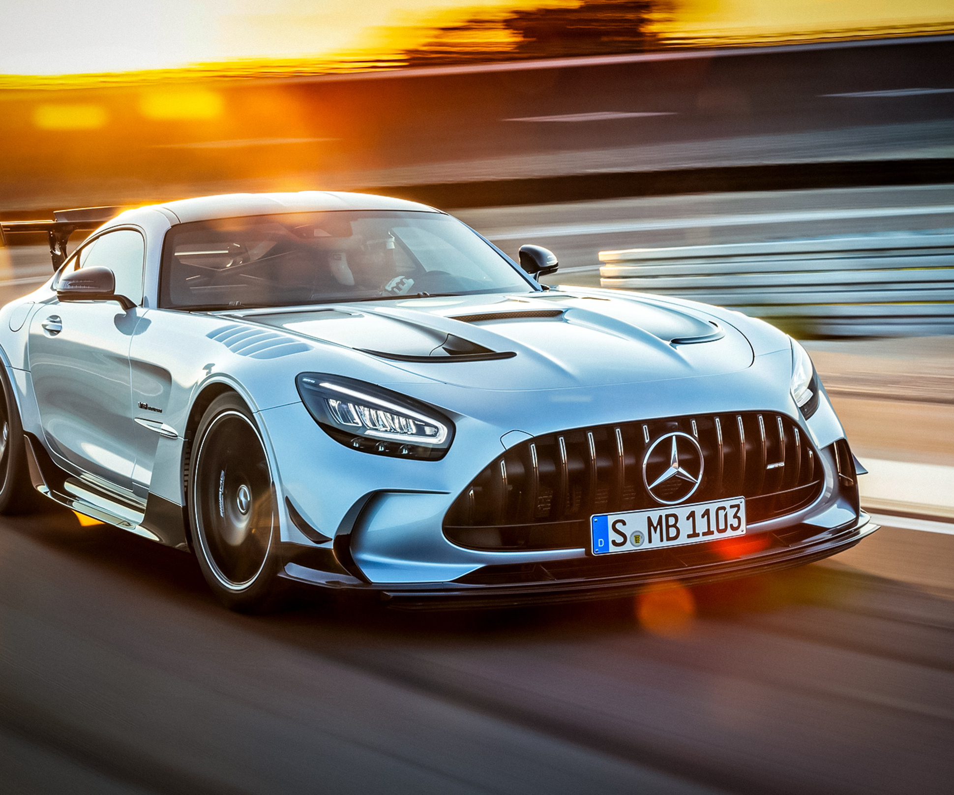 Что определяет стоимость Mercedes-AMG