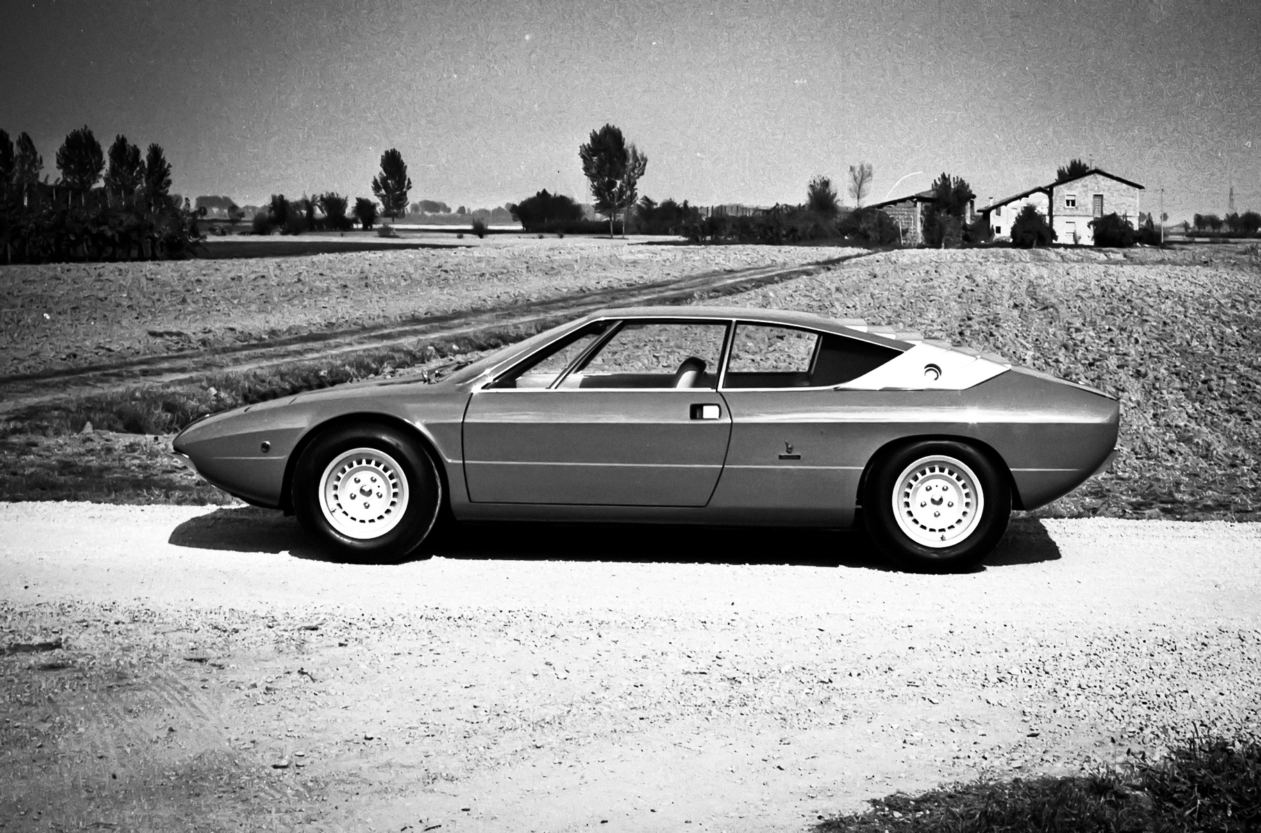 Отмечаем 50-летие суперкара Lamborghini Urraco