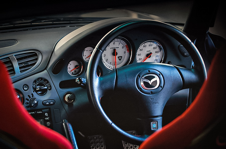 Владельцы старых Mazda RX-7 смогут восстановить спорткары оригинальными запчастями